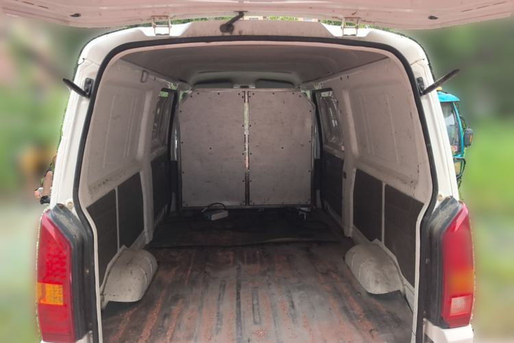Used Victory V2E 2017 All-Electric 324V Trunk