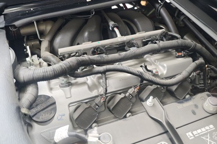 Used Victory Zebra 2025 1.5L Double-Cab Extended Wide-Body Flatbed Luxury Version Engine Bay Right