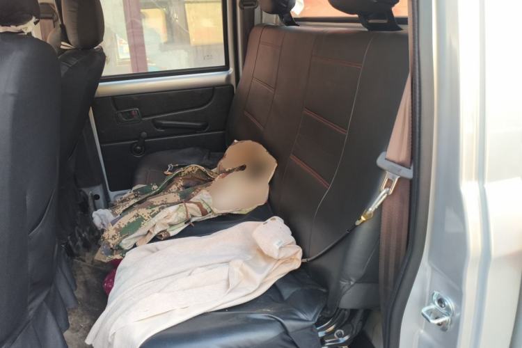 Used Victory Zebra 2025 1.5L Double-Cab Extended Flatbed Comfort Version Left Rear Seat