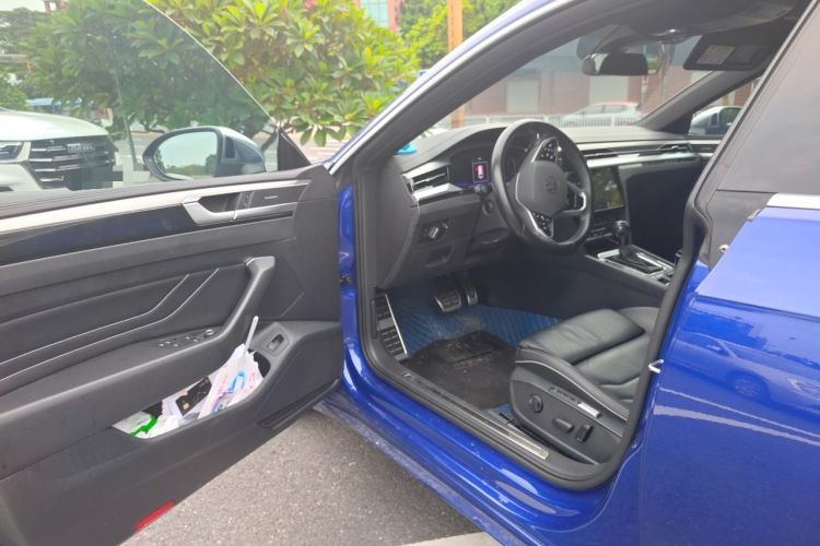 Used Volkswagen Arteon 2022 2.0T Shooting Brake R-Line Driver Seat