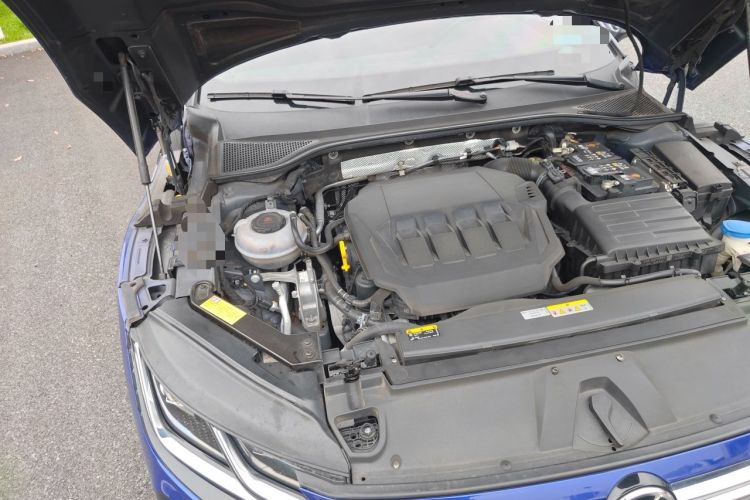 Used Volkswagen Arteon 2022 2.0T Shooting Brake R-Line Engine Bay Right