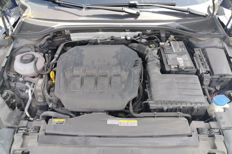 Used Volkswagen Arteon 2022 2.0T Shooting Brake R-Line Engine Bay