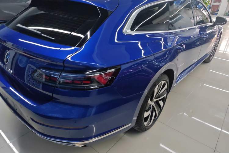 Used Volkswagen Arteon 2022 2.0T Shooting Brake R-Line Exterior 6