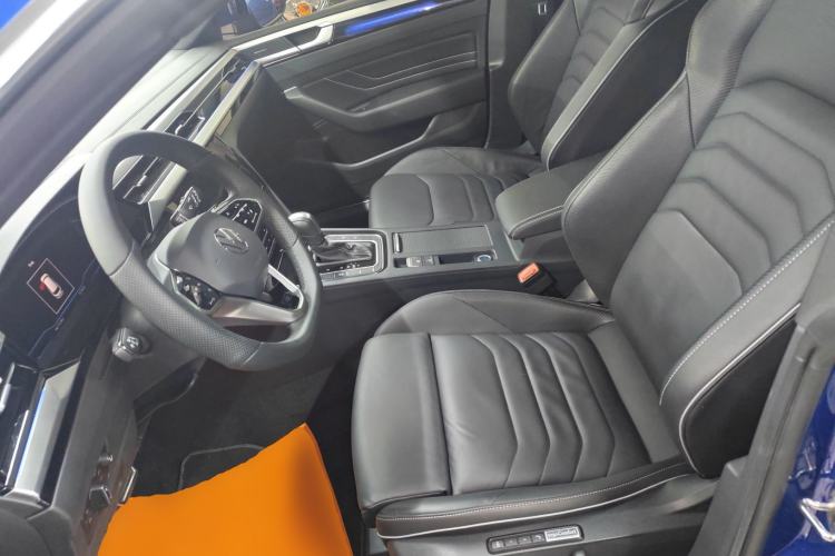 Used Volkswagen Arteon 2022 2.0T Shooting Brake R-Line Left Front Seat