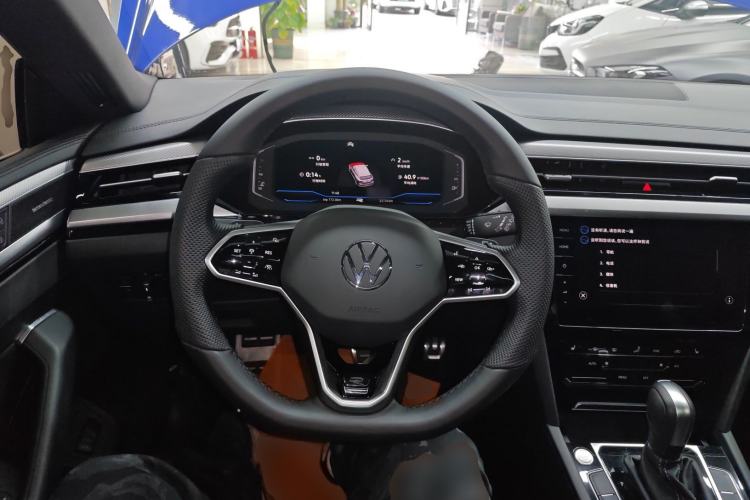 Used Volkswagen Arteon 2022 2.0T Shooting Brake R-Line Steering Wheel