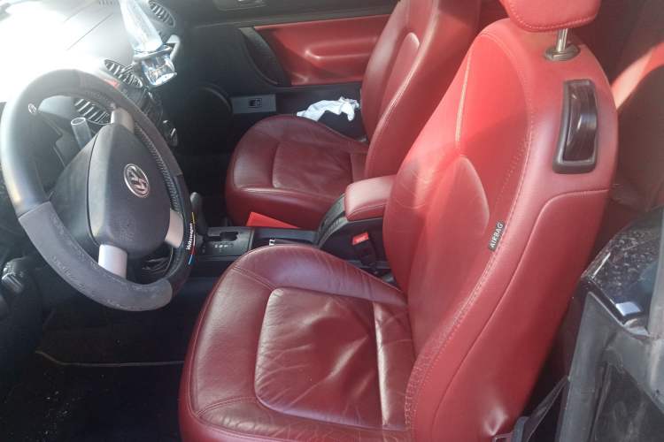 Used Volkswagen Beetle 2006 2.0 Convertible Luxury Edition Left Rear Seat