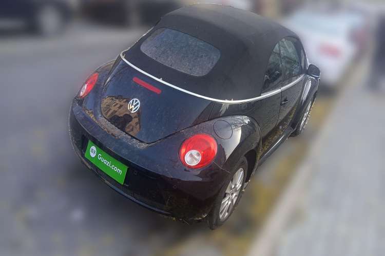 Used Volkswagen Beetle 2006 2.0 Convertible Luxury Edition Rear Right 45 Deg