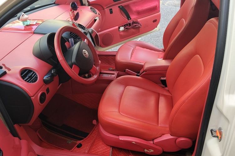 Used Volkswagen Beetle 2006 2.0 Luxury Edition Left Front Seat