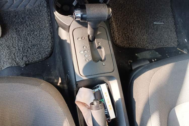Used Volkswagen Beetle 2008 2.0 AT Standard Edition Gear Lever