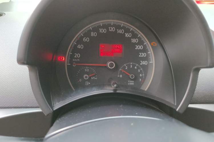 Used Volkswagen Beetle 2008 2.0 AT Standard Edition Instrument Cluster