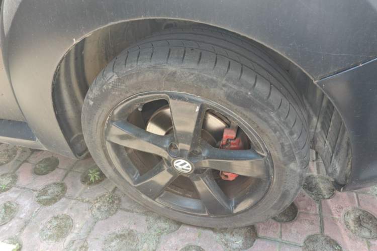 Used Volkswagen Beetle 2008 1.8T AT Luxury Model Right Front Wheel Hub