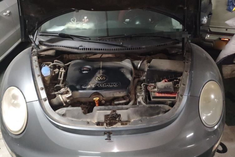 Used Volkswagen Beetle 2008 1.8T AT Luxury Model Engine Bay