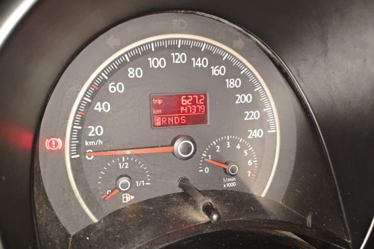 Used Volkswagen Beetle 2008 1.8T AT Luxury Model Odometer Close Up