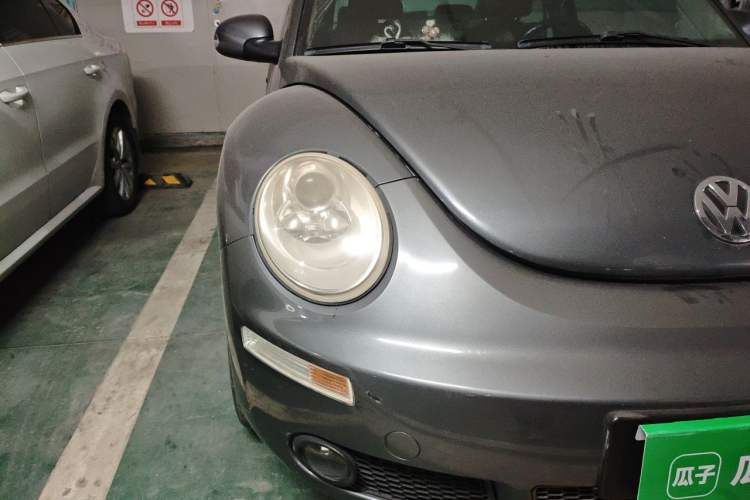 Used Volkswagen Beetle 2008 1.8T AT Luxury Model Right Front Headlight