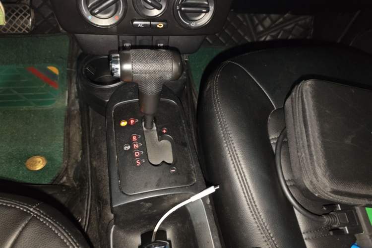 Used Volkswagen Beetle 2008 2.0 AT Standard Edition Gear Lever
