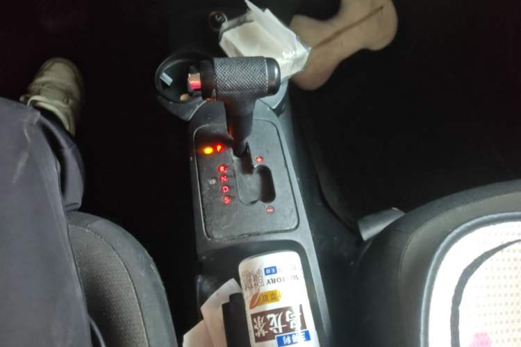 Used Volkswagen Beetle 2008 2.0 AT Standard Edition Gear Lever