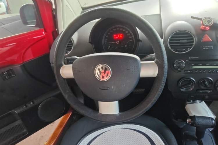 Used Volkswagen Beetle 2008 2.0 AT Standard Edition Steering Wheel