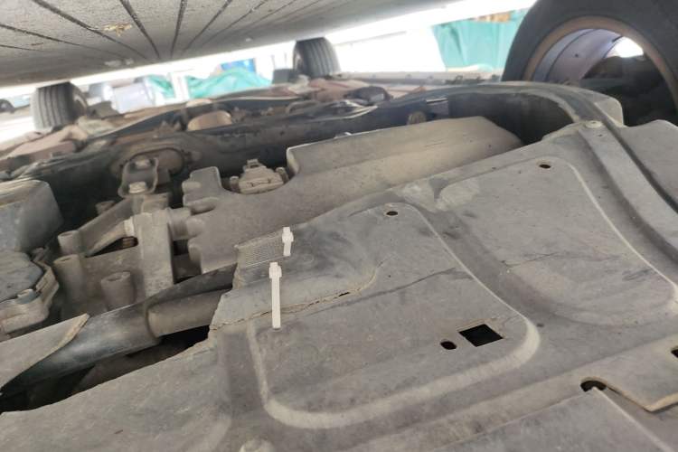Used Volkswagen Beetle 2008 2.0 AT Top-Trim Version Chassis Front