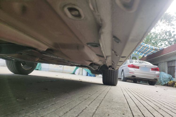 Used Volkswagen Beetle 2008 2.0 AT Top-Trim Version Chassis Front Left