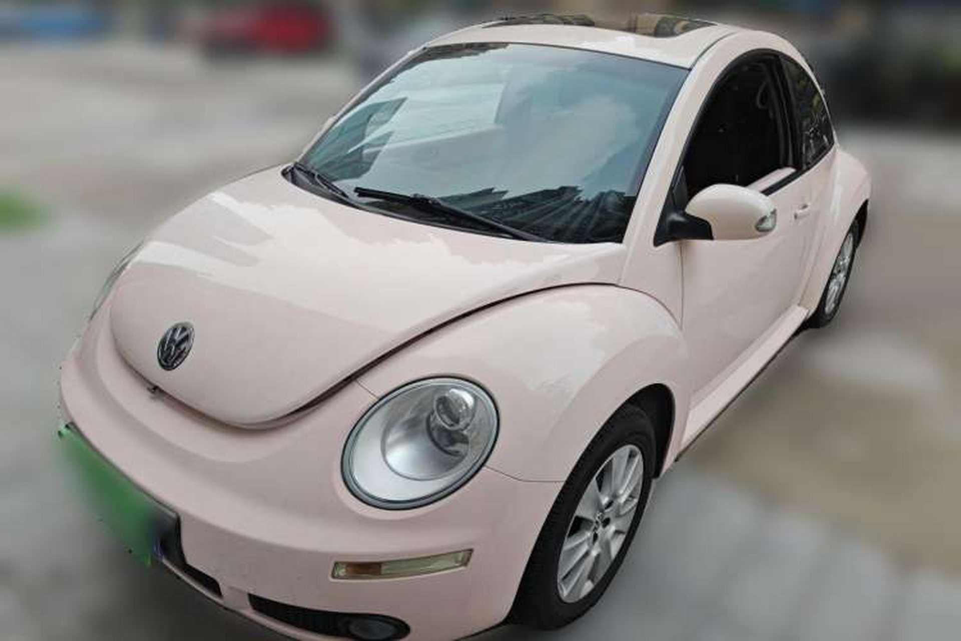 Used Volkswagen Beetle 2008 2.0 AT Standard Edition Front Left 45 Deg