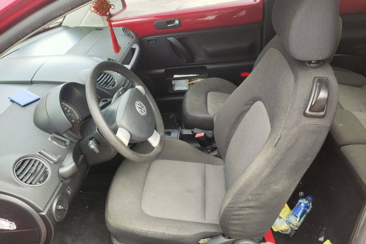 Used Volkswagen Beetle 2008 2.0 AT Top-Trim Version Left Front Seat