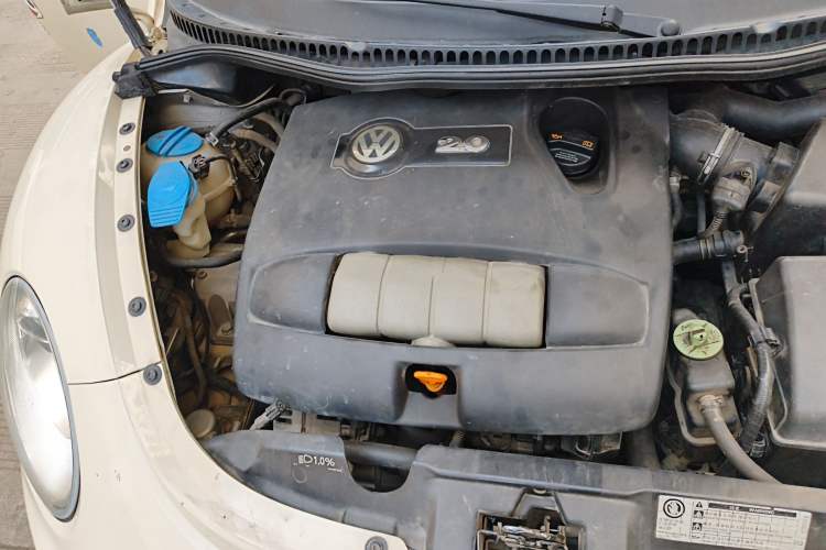 Used Volkswagen Beetle 2008 2.0 AT Standard Edition Engine Bay Right