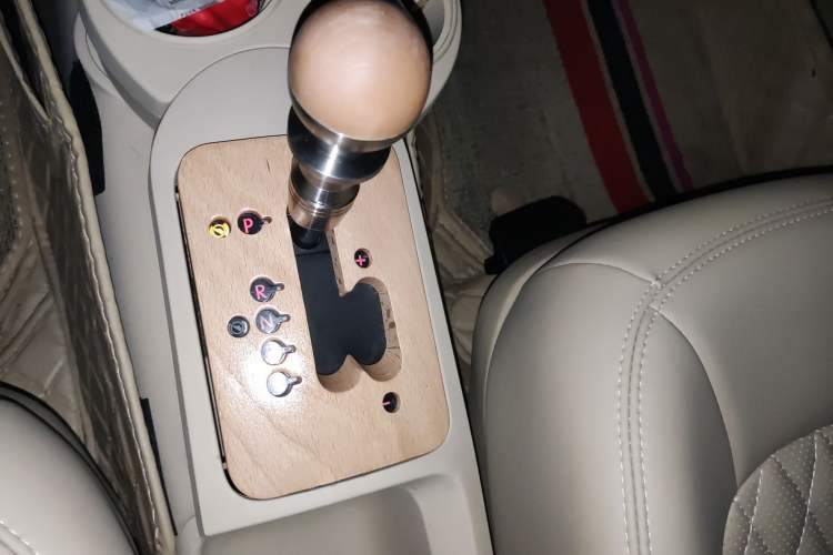 Used Volkswagen Beetle 2008 1.8T AT Luxury Model Gear Lever