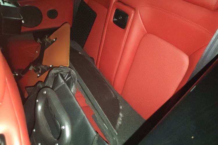 Used Volkswagen Beetle 2009 2.0 AT Top-Trim Convertible Left Rear Seat