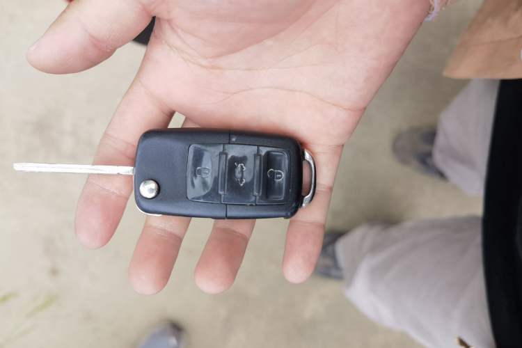 Used Volkswagen Beetle 2009 2.0 AT Top-Trim Convertible Vehicle Key