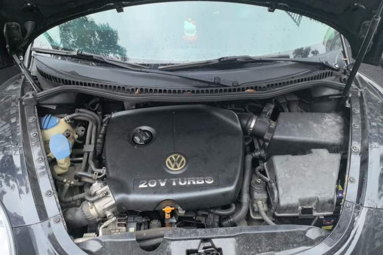 Used Volkswagen Beetle 2010 1.8T BlackOrange Luxury Edition Engine Bay