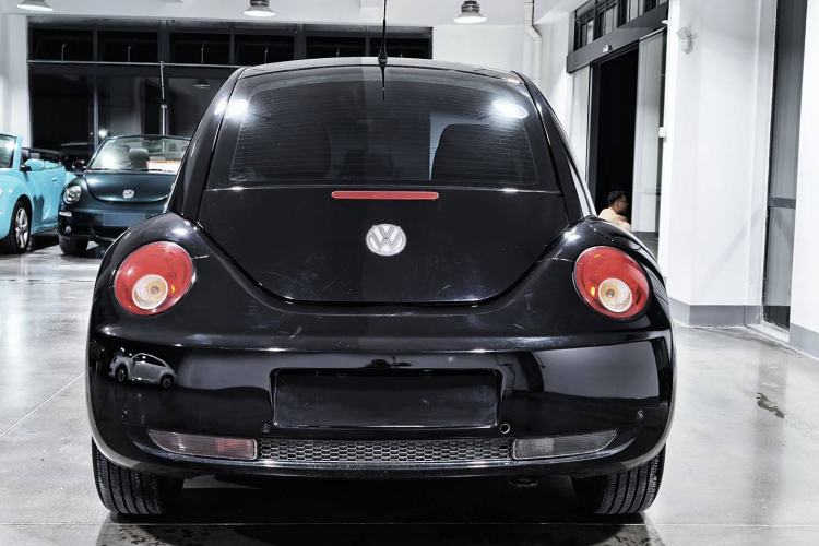 Used Volkswagen Beetle 2010 1.6 AT Exterior 4