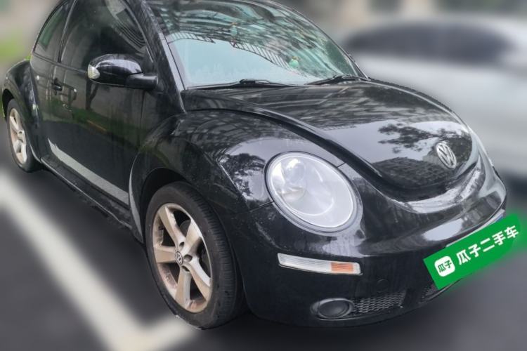 Used Volkswagen Beetle 2010 1.8T BlackOrange Luxury Edition Front Right 45 Deg
