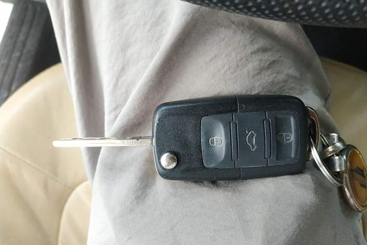 Used Volkswagen Beetle 2010 1.6 AT Interior 1