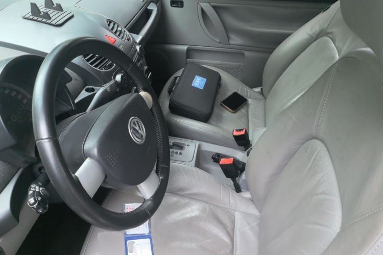 Used Volkswagen Beetle 2010 1.8T BlackOrange Luxury Edition Left Front Seat