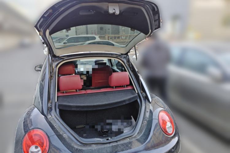 Used Volkswagen Beetle 2010 1.8T BlackOrange Luxury Edition Trunk