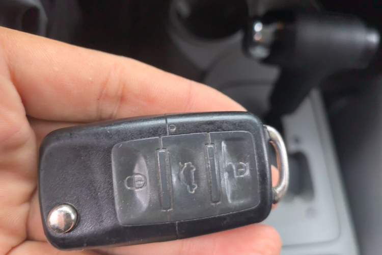 Used Volkswagen Beetle 2010 1.8T BlackOrange Luxury Edition Vehicle Key