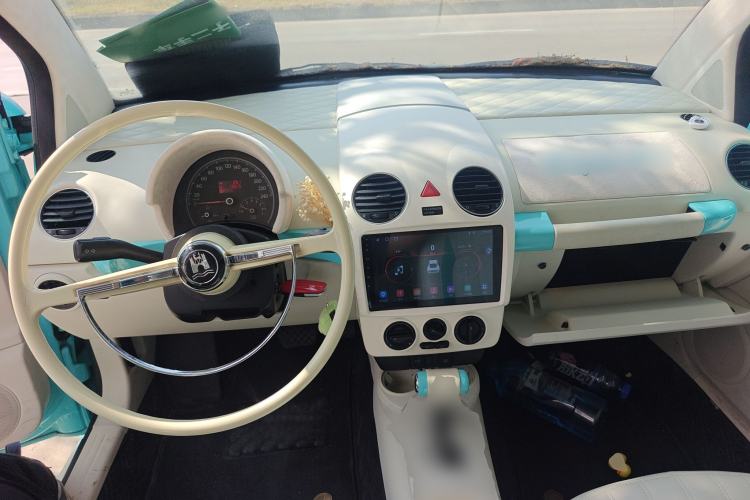 Used Volkswagen Beetle 2010 1.6 AT Center Console