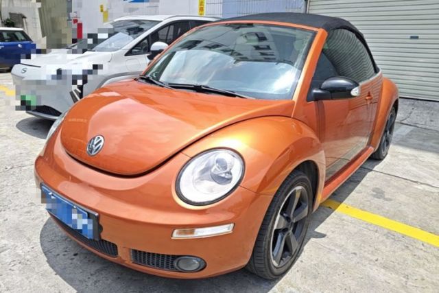 Used Volkswagen Beetle 2010 2.0 BlackOrange Convertible Luxury Edition