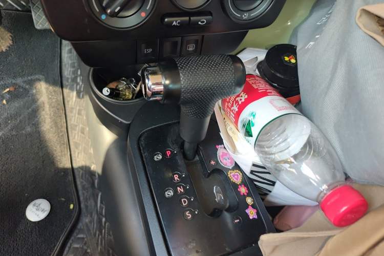 Used Volkswagen Beetle 2010 1.6 AT Gear Lever