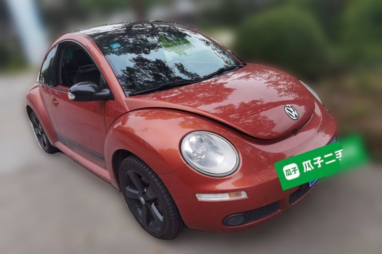 Used Volkswagen Beetle 2010 1.8T BlackOrange Luxury Edition Front Right 45 Deg