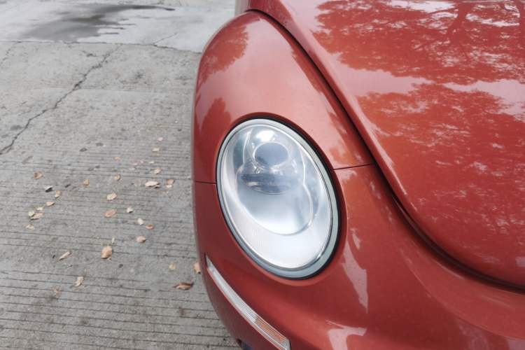 Used Volkswagen Beetle 2010 1.8T BlackOrange Luxury Edition Right Front Headlight
