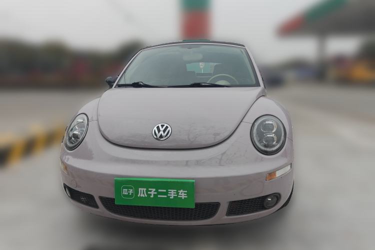 Used Volkswagen Beetle 2010 2.0 BlackOrange Convertible Luxury Edition Front
