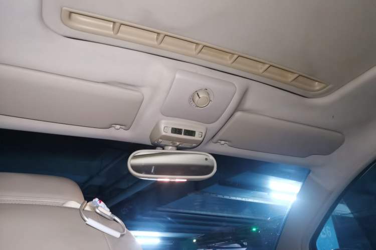 Used Volkswagen Beetle 2010 1.8T BlackOrange Luxury Edition Headliner