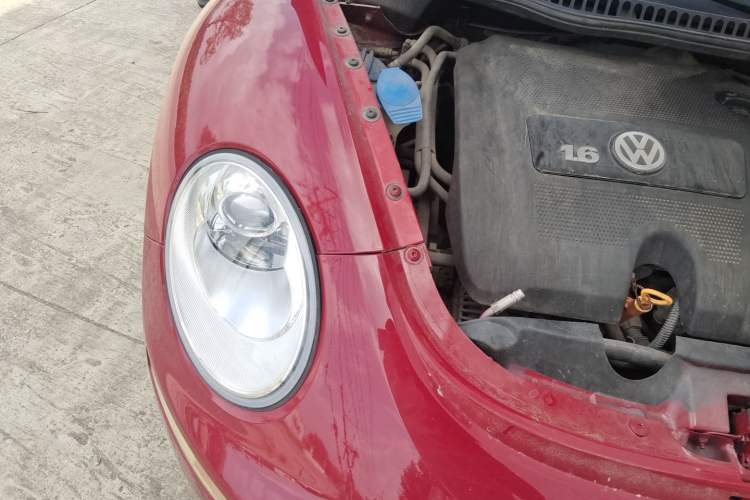 Used Volkswagen Beetle 2010 1.6 AT Engine Bay Right