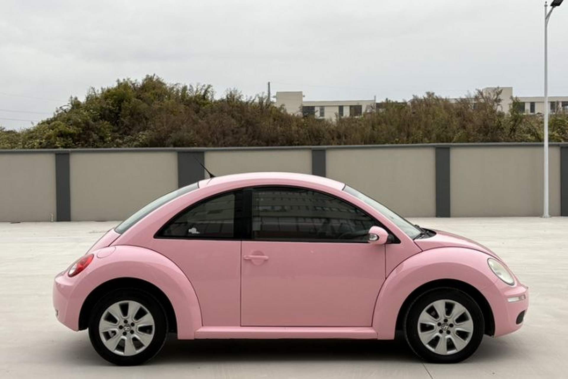 Used Volkswagen Beetle 2010 1.6 AT Exterior 5