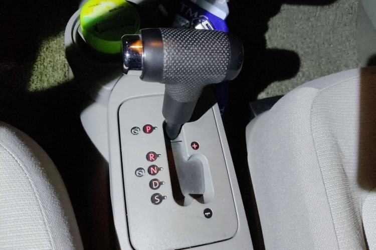 Used Volkswagen Beetle 2010 1.6 AT Gear Lever