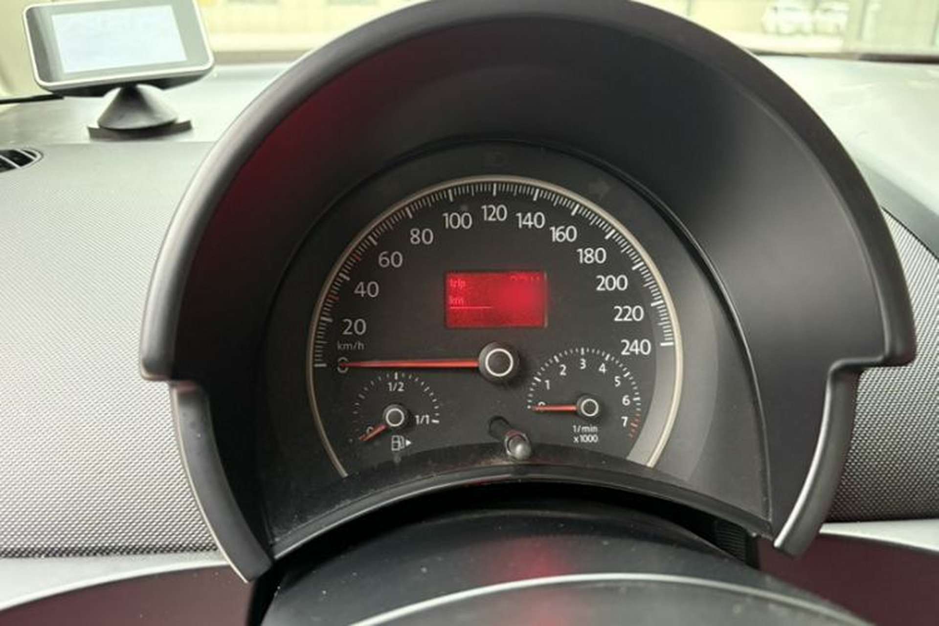 Used Volkswagen Beetle 2010 1.6 AT Interior 8