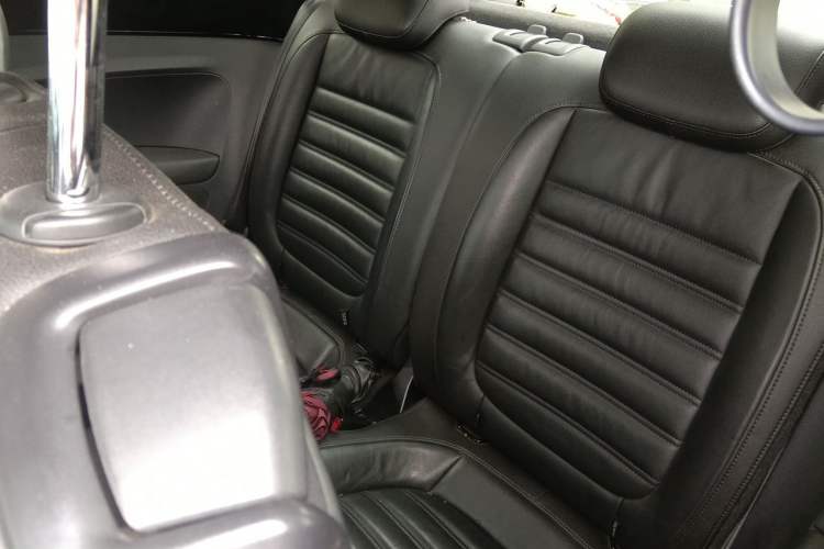 Used Volkswagen Beetle 2010 2.0 BlackOrange Luxury Edition Left Rear Seat