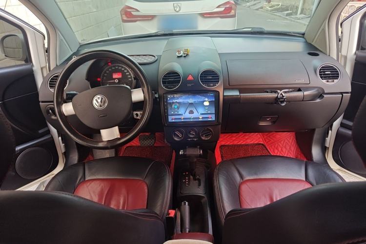 Used Volkswagen Beetle 2010 1.6 AT Center Console