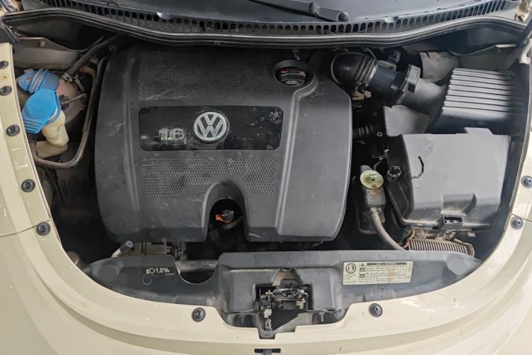 Used Volkswagen Beetle 2010 1.6 AT Engine Bay